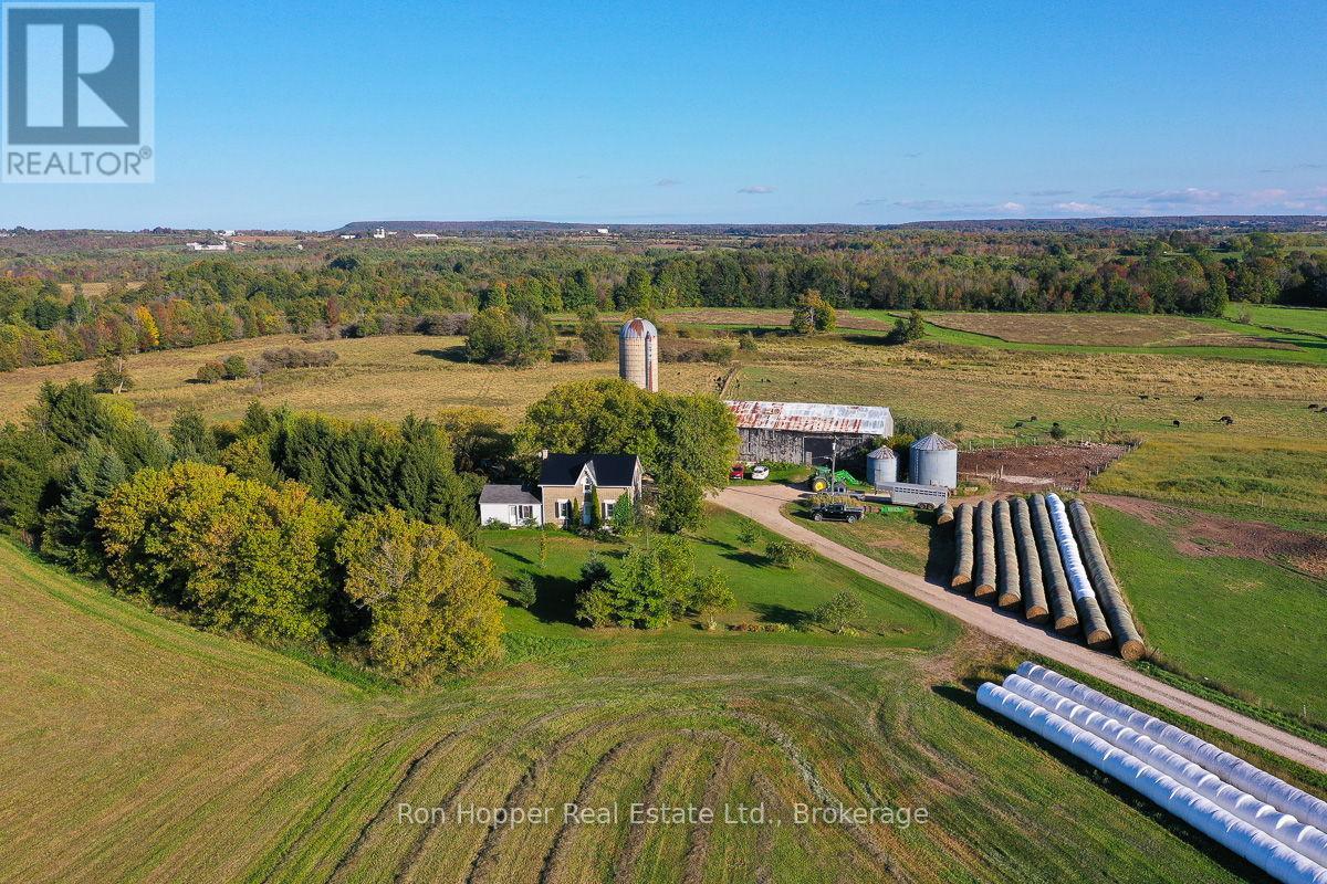 439567 Sydenham-Lakeshore Drive, Meaford, Ontario  N0H 1B0 - Photo 3 - X12437722