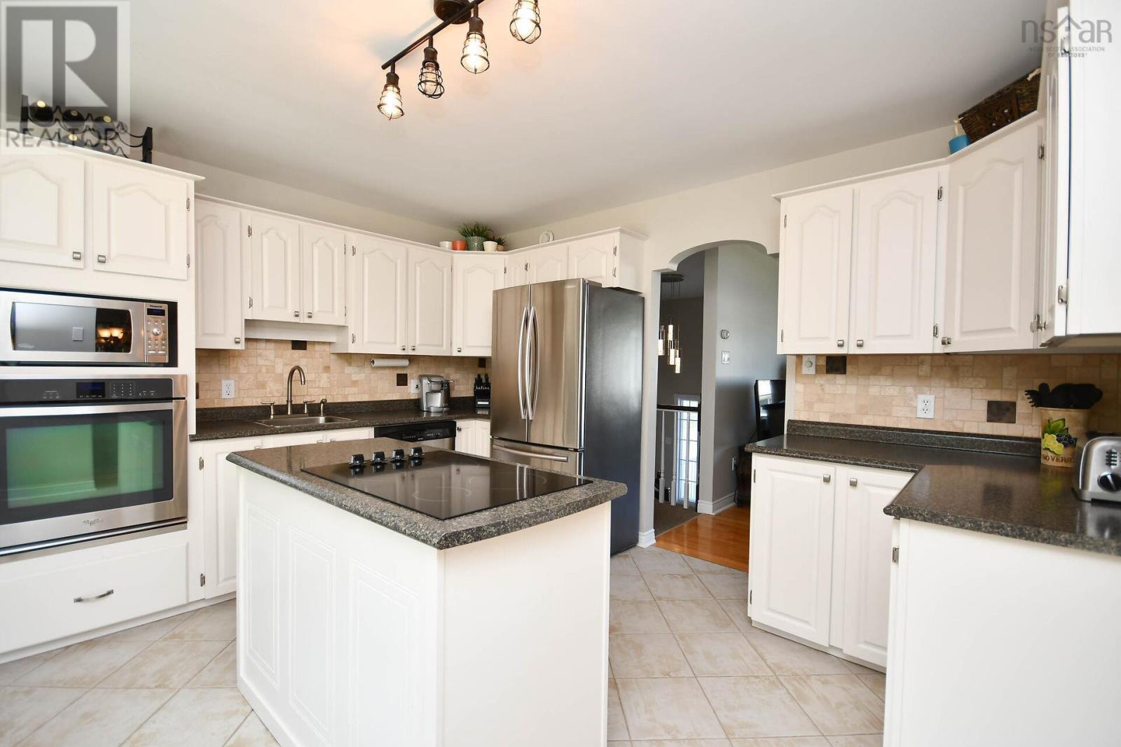 31 Barry Crescent, Herring Cove, Nova Scotia  B3R 2L7 - Photo 10 - 202519013