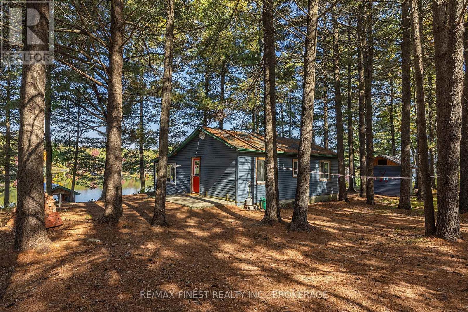 293 Gold Dust Lane, Frontenac, Ontario  K0H 1W0 - Photo 36 - X12437648