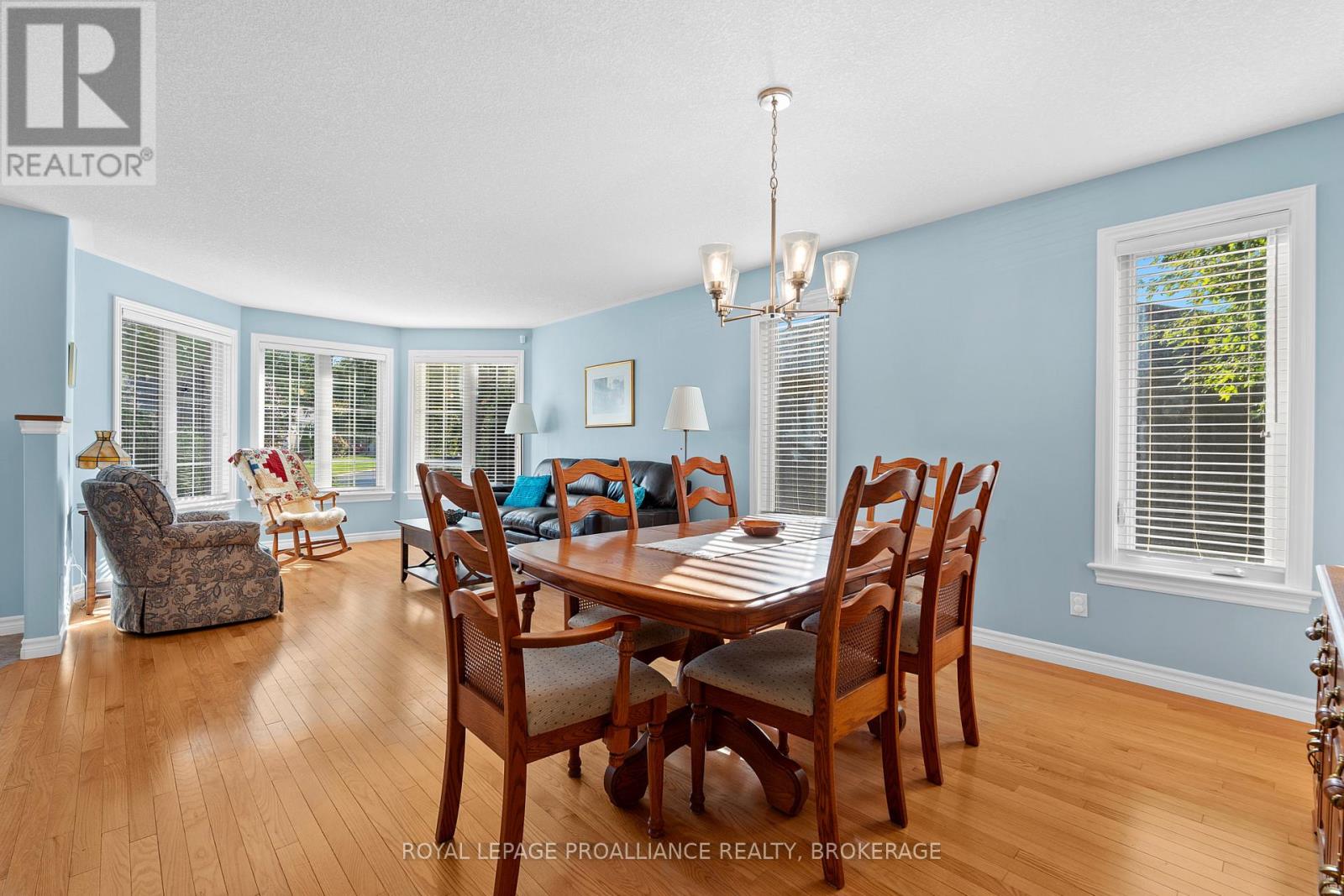 132 Farmstead Court, Kingston, Ontario  K7P 3H6 - Photo 11 - X12437673