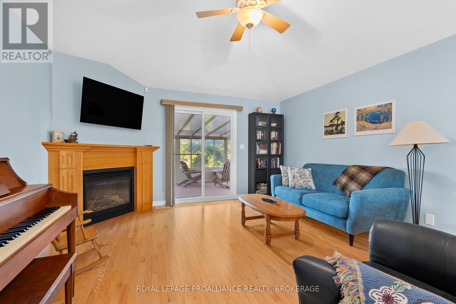 132 Farmstead Court, Kingston, Ontario  K7P 3H6 - Photo 14 - X12437673
