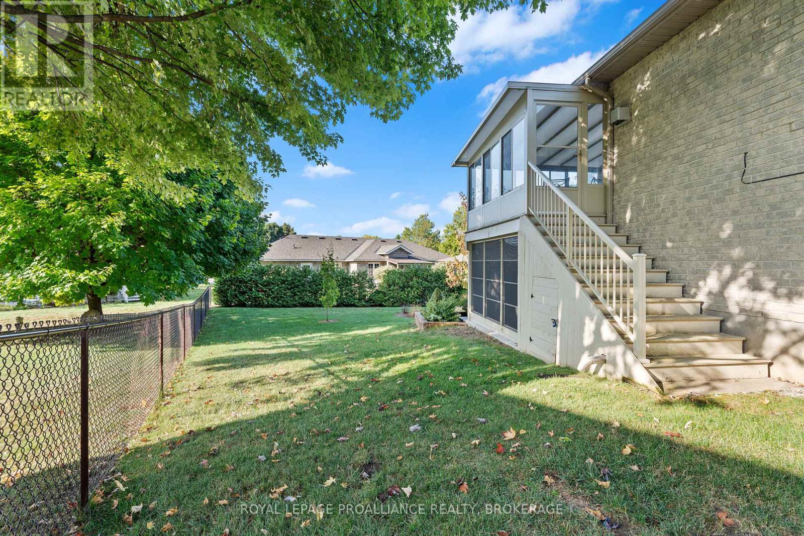 132 Farmstead Court, Kingston, Ontario  K7P 3H6 - Photo 40 - X12437673