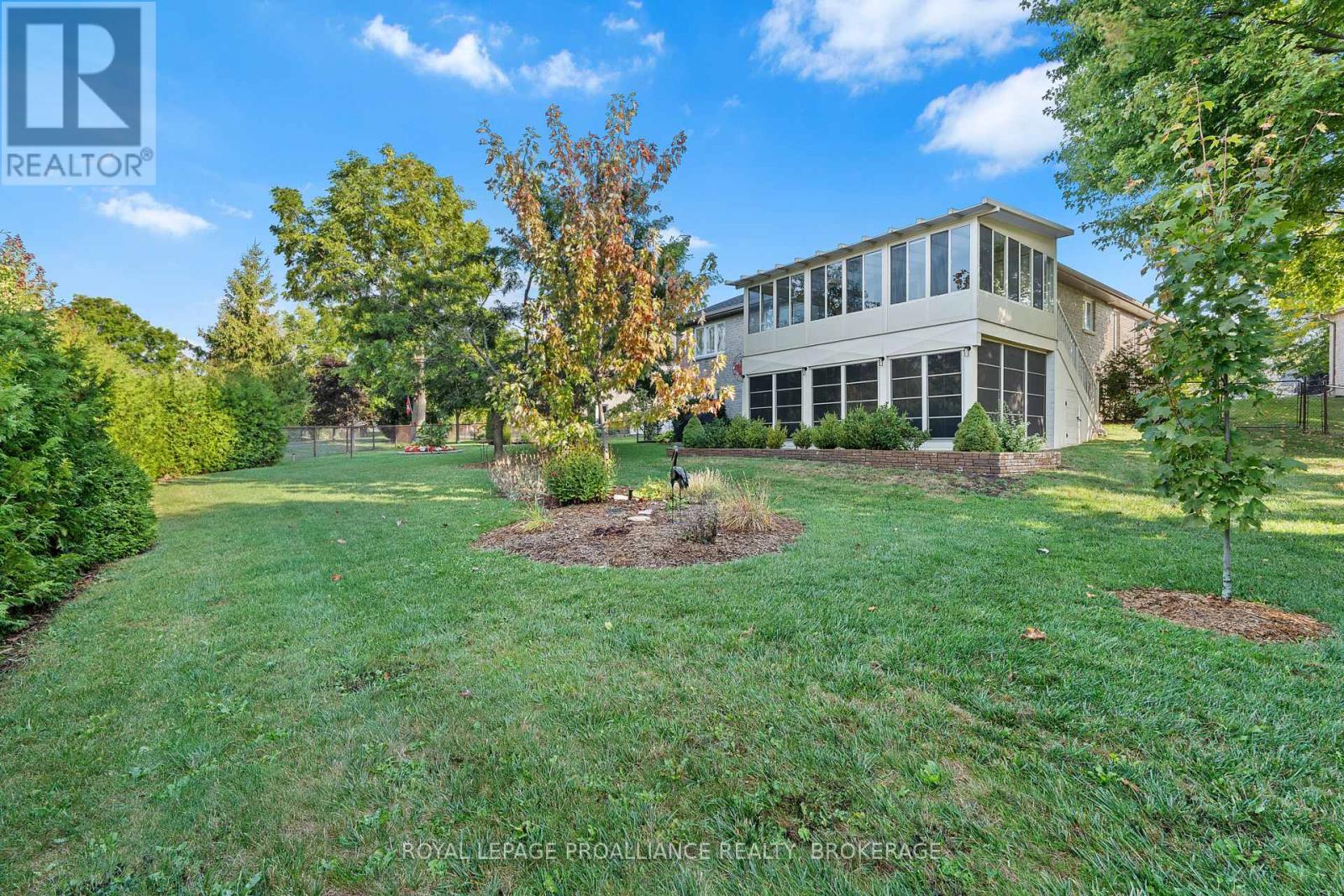 132 Farmstead Court, Kingston, Ontario  K7P 3H6 - Photo 42 - X12437673
