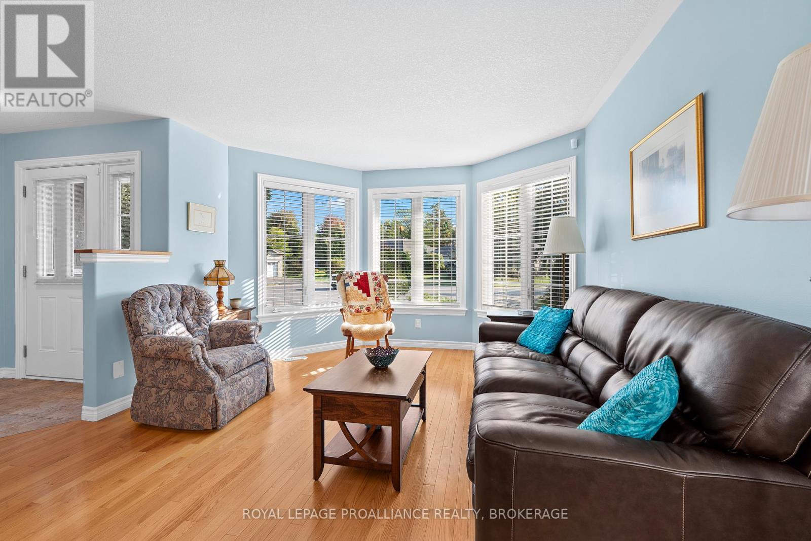 132 Farmstead Court, Kingston, Ontario  K7P 3H6 - Photo 8 - X12437673