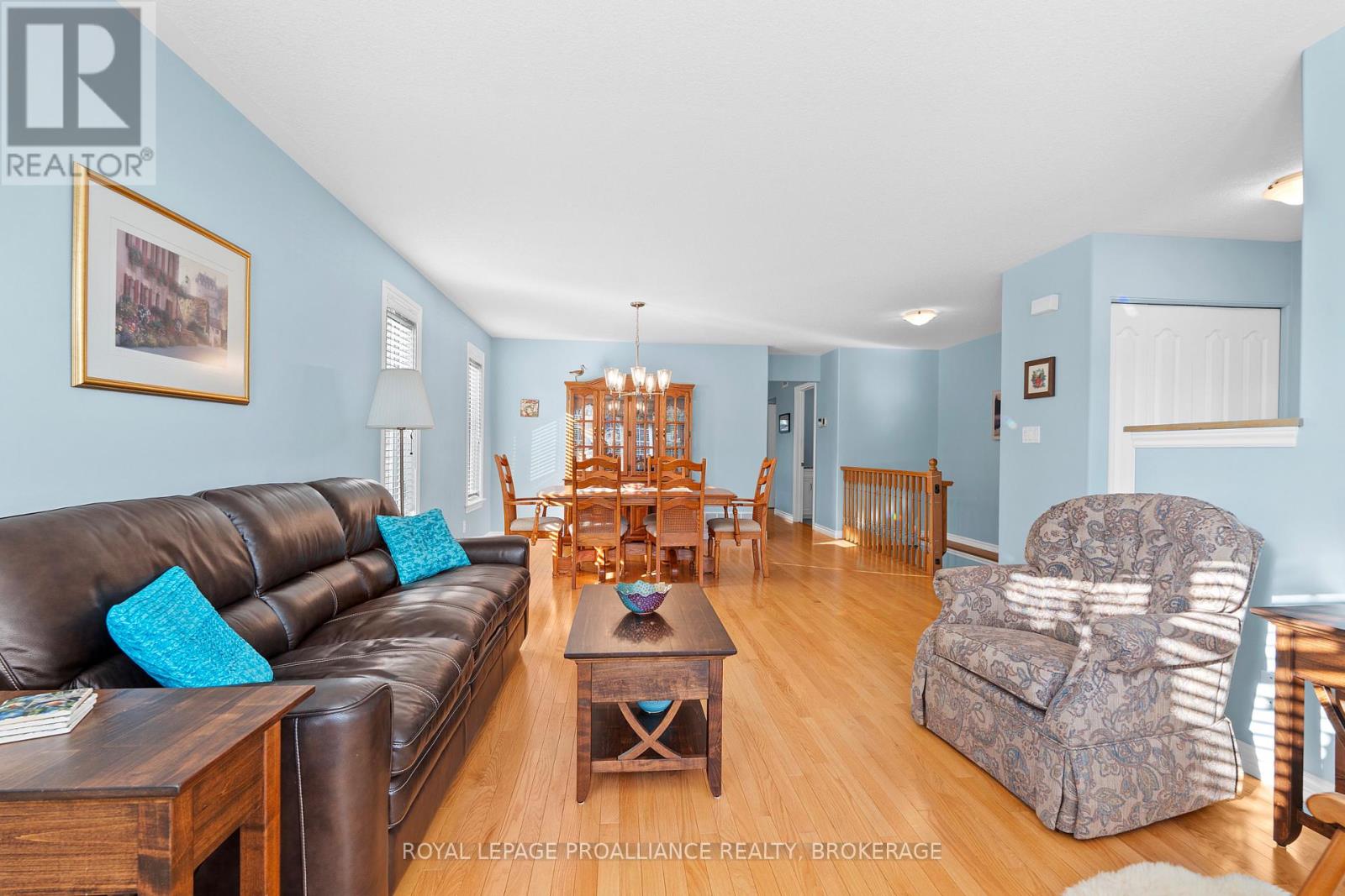 132 Farmstead Court, Kingston, Ontario  K7P 3H6 - Photo 9 - X12437673