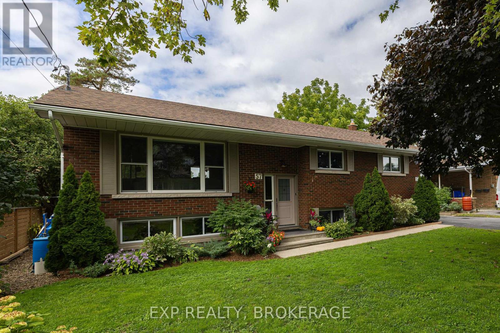 57 Lakeview Avenue, Kingston, Ontario  K7M 3T4 - Photo 1 - X12437781