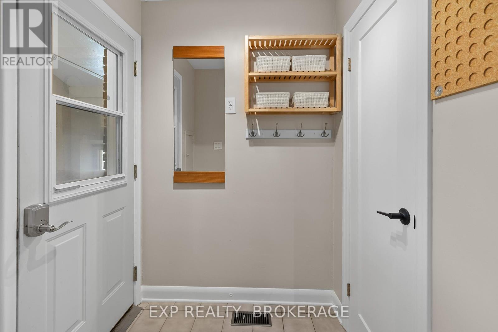57 Lakeview Avenue, Kingston, Ontario  K7M 3T4 - Photo 16 - X12437781