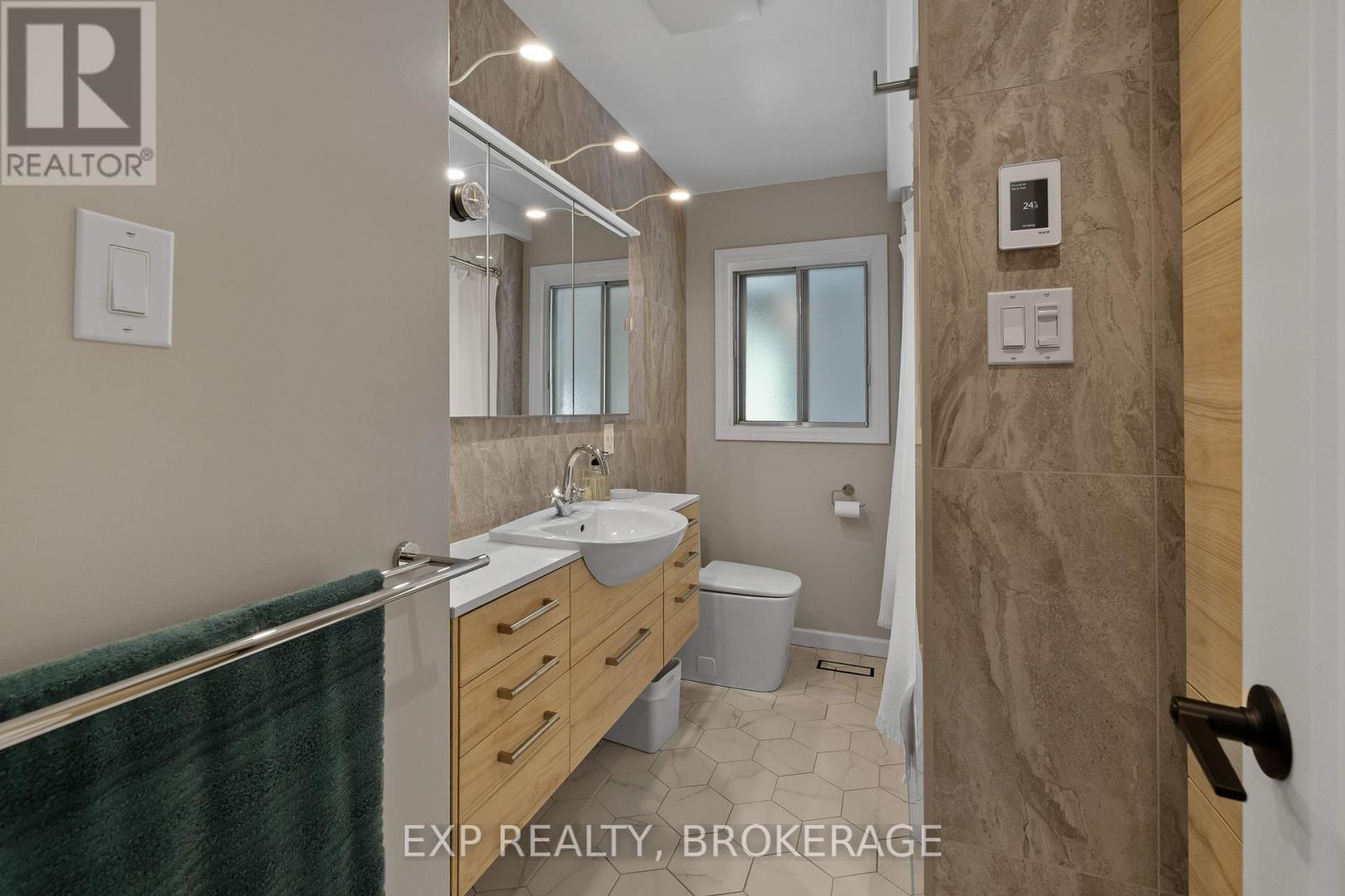 57 Lakeview Avenue, Kingston, Ontario  K7M 3T4 - Photo 18 - X12437781