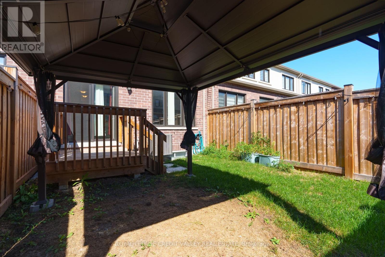 63 Laing Drive, Whitby, Ontario  L1P 0N6 - Photo 38 - E12437581
