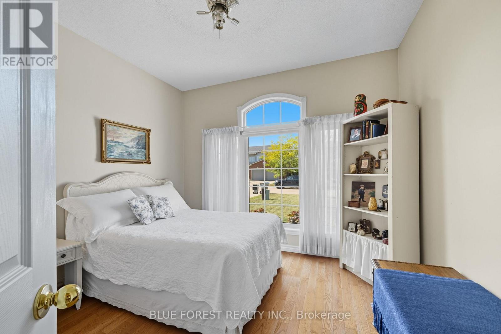 86 Calvert Lane, Middlesex Centre, Ontario  N0M 2A0 - Photo 20 - X12437685