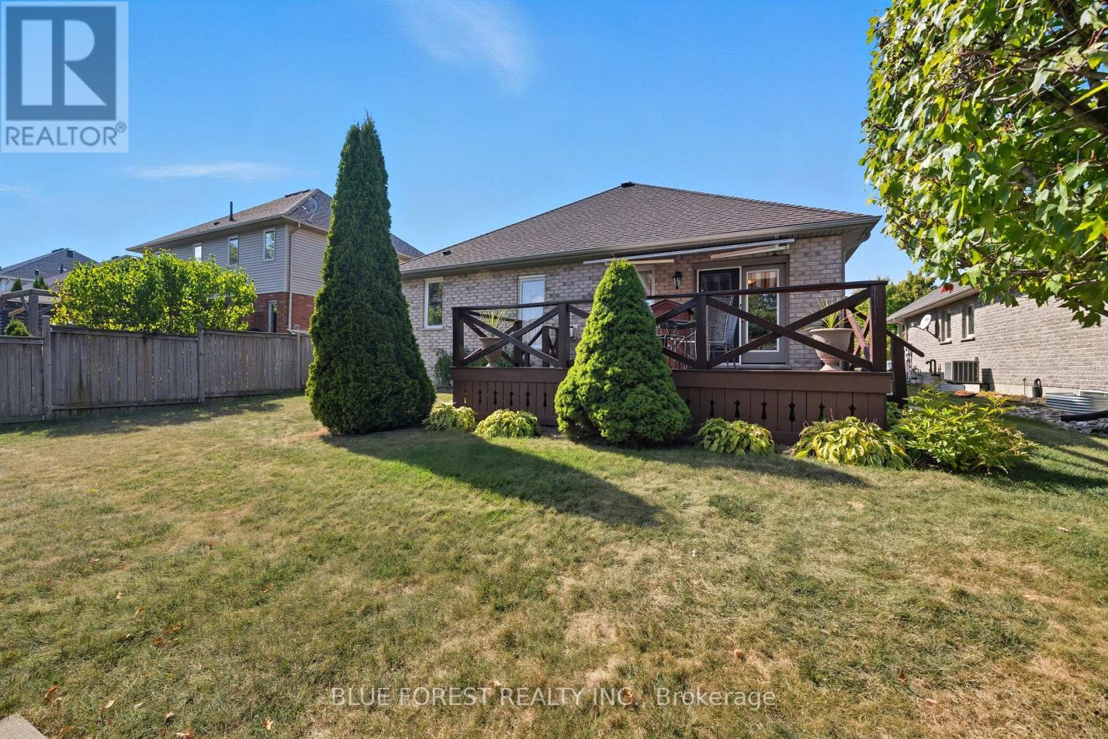 86 Calvert Lane, Middlesex Centre, Ontario  N0M 2A0 - Photo 39 - X12437685
