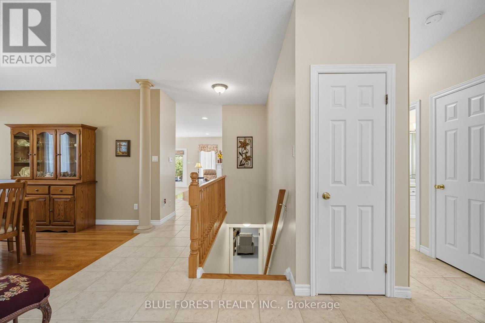 86 Calvert Lane, Middlesex Centre, Ontario  N0M 2A0 - Photo 6 - X12437685