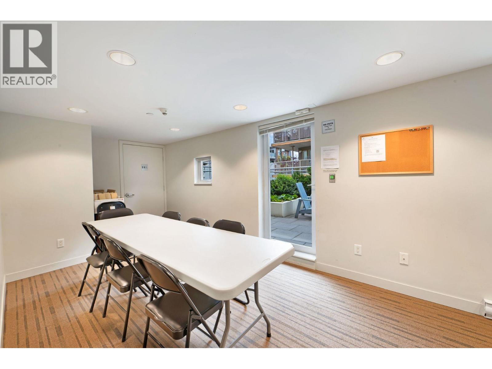 302 1808 W 3rd Avenue, Vancouver, British Columbia  V6J 0C4 - Photo 17 - R3053740