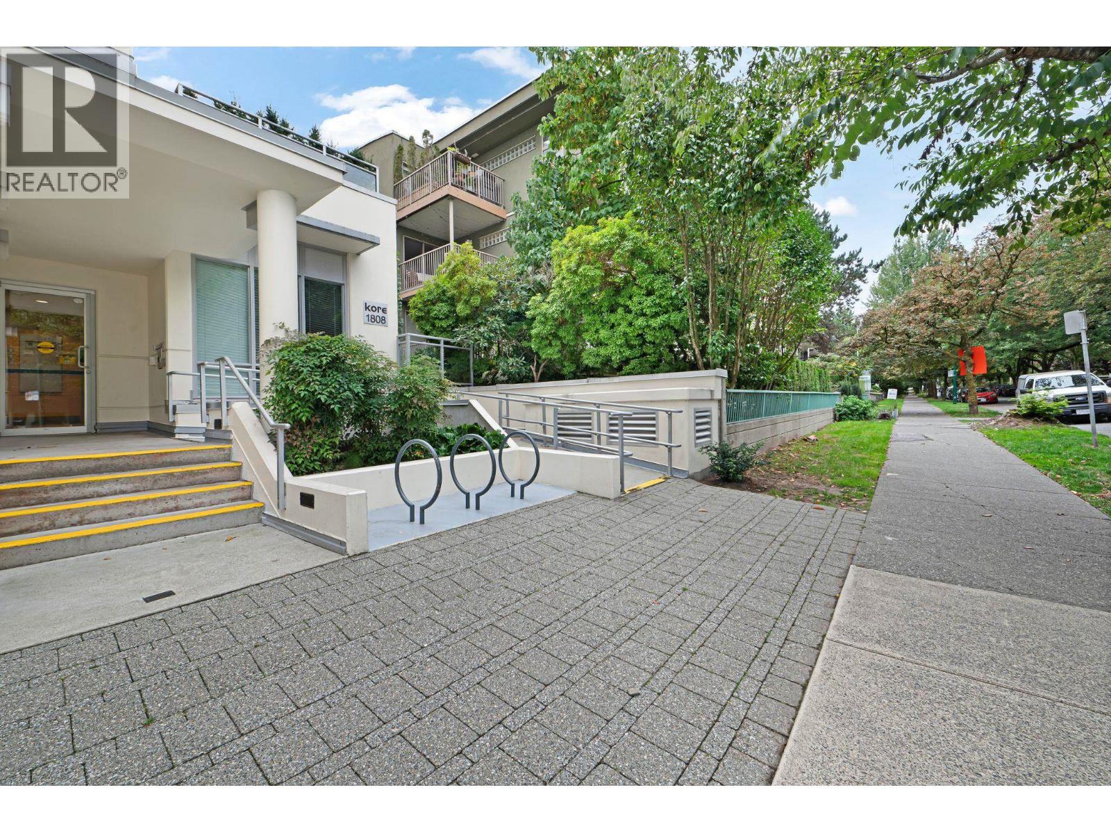 302 1808 W 3rd Avenue, Vancouver, British Columbia  V6J 0C4 - Photo 25 - R3053740