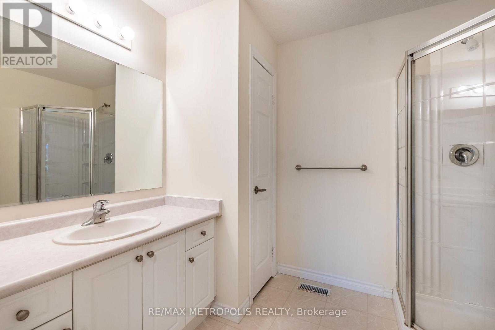 C15 - 619 Wild Ginger Avenue, Waterloo, Ontario  N2V 2X1 - Photo 21 - X12437434