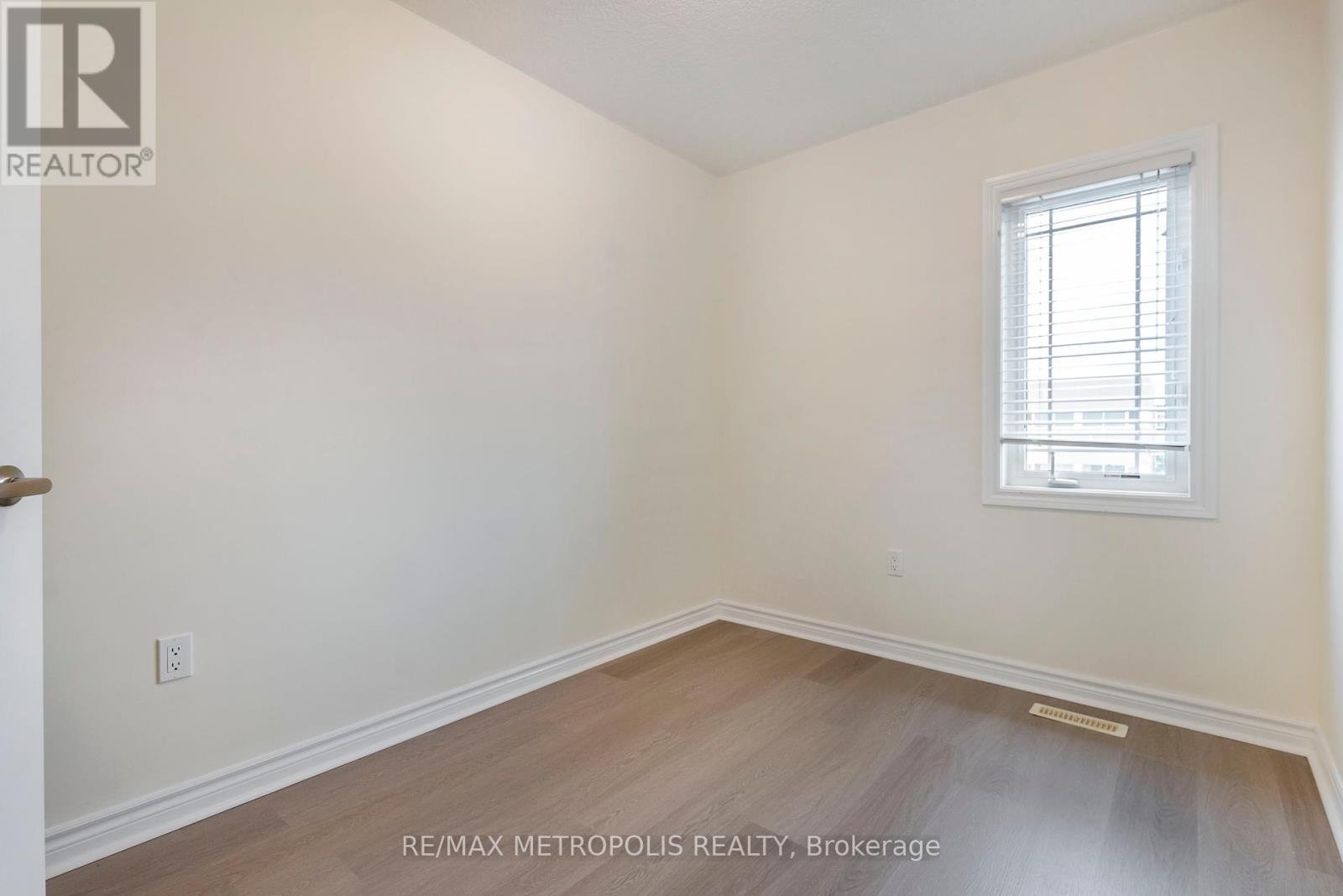 C15 - 619 Wild Ginger Avenue, Waterloo, Ontario  N2V 2X1 - Photo 22 - X12437434