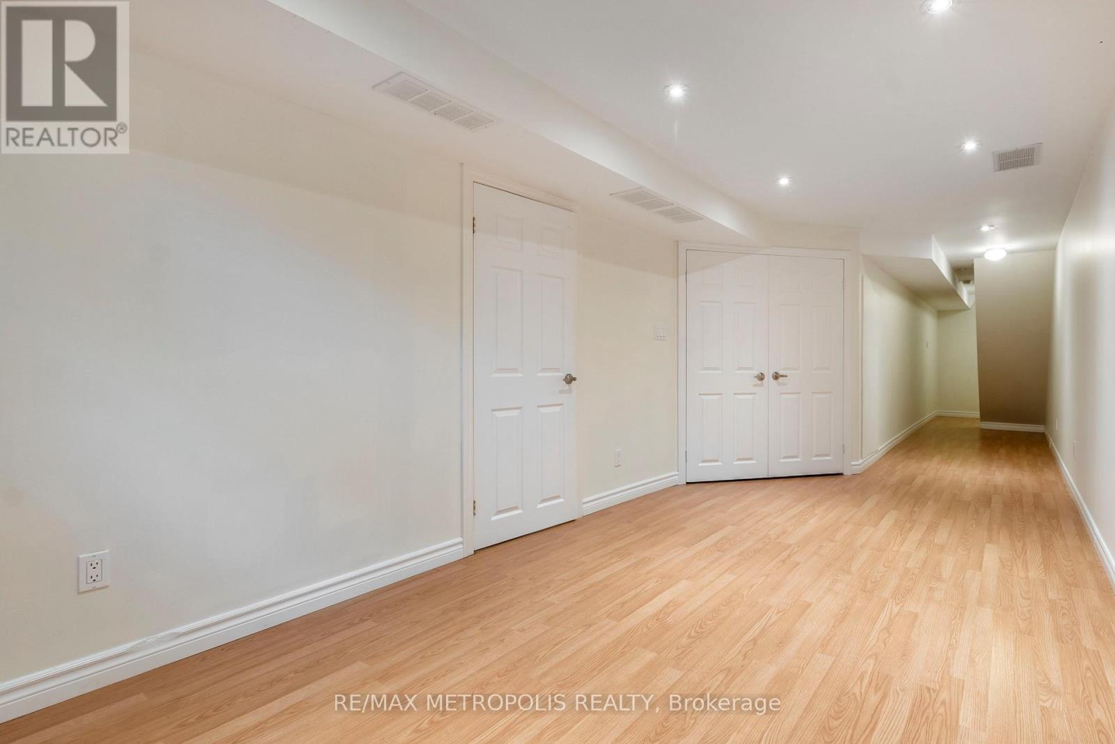 C15 - 619 Wild Ginger Avenue, Waterloo, Ontario  N2V 2X1 - Photo 28 - X12437434