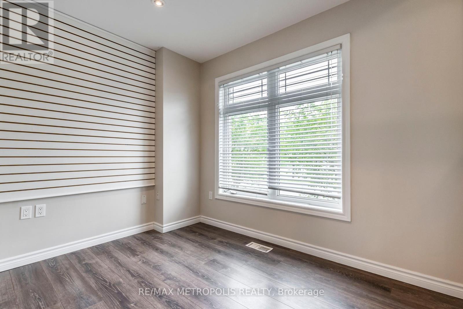 C15 - 619 Wild Ginger Avenue, Waterloo, Ontario  N2V 2X1 - Photo 7 - X12437434