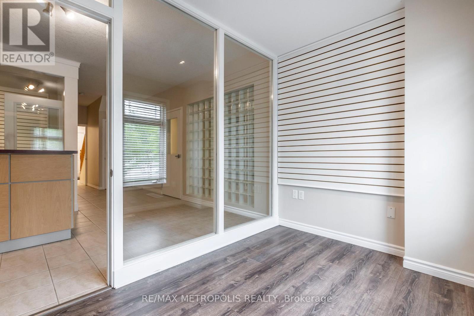 C15 - 619 Wild Ginger Avenue, Waterloo, Ontario  N2V 2X1 - Photo 8 - X12437434