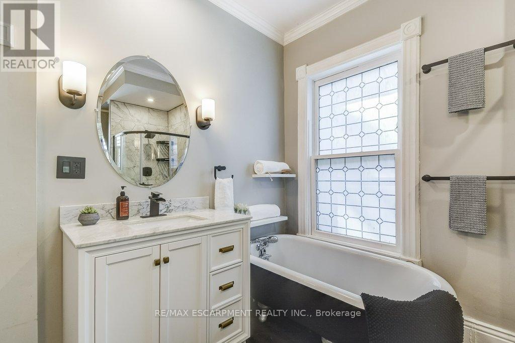 158 Eagle Avenue, Brantford, Ontario  N3S 1Z5 - Photo 24 - X12437445