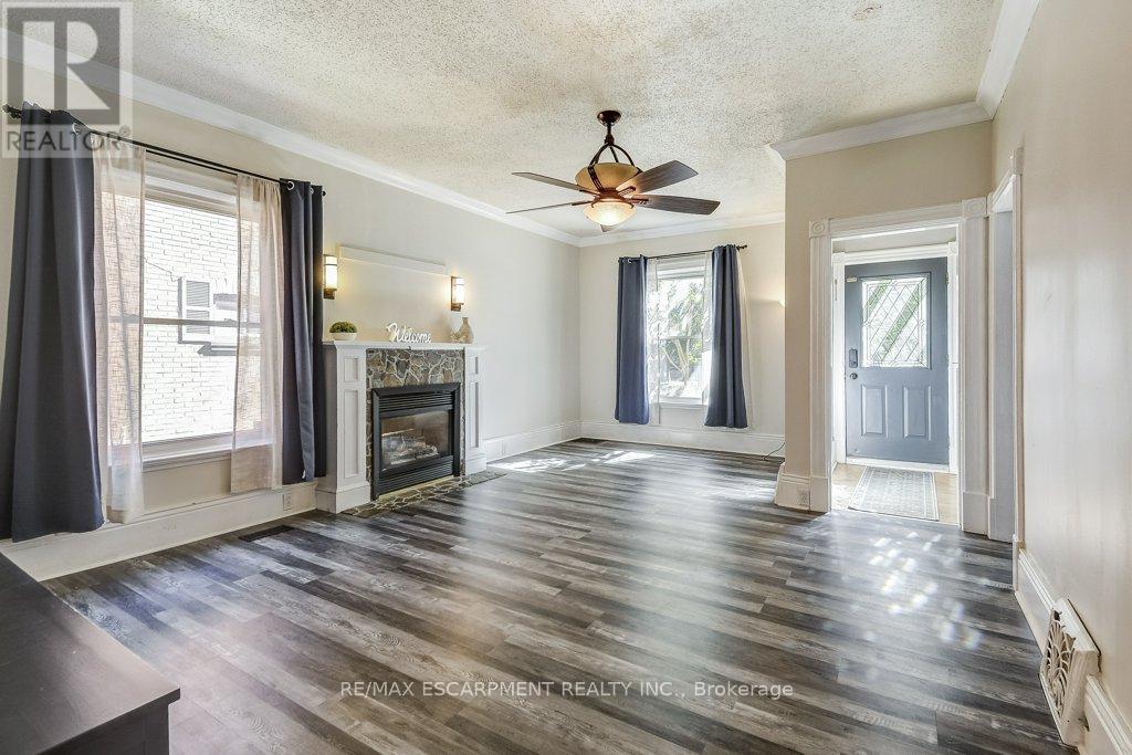 158 Eagle Avenue, Brantford, Ontario  N3S 1Z5 - Photo 8 - X12437445