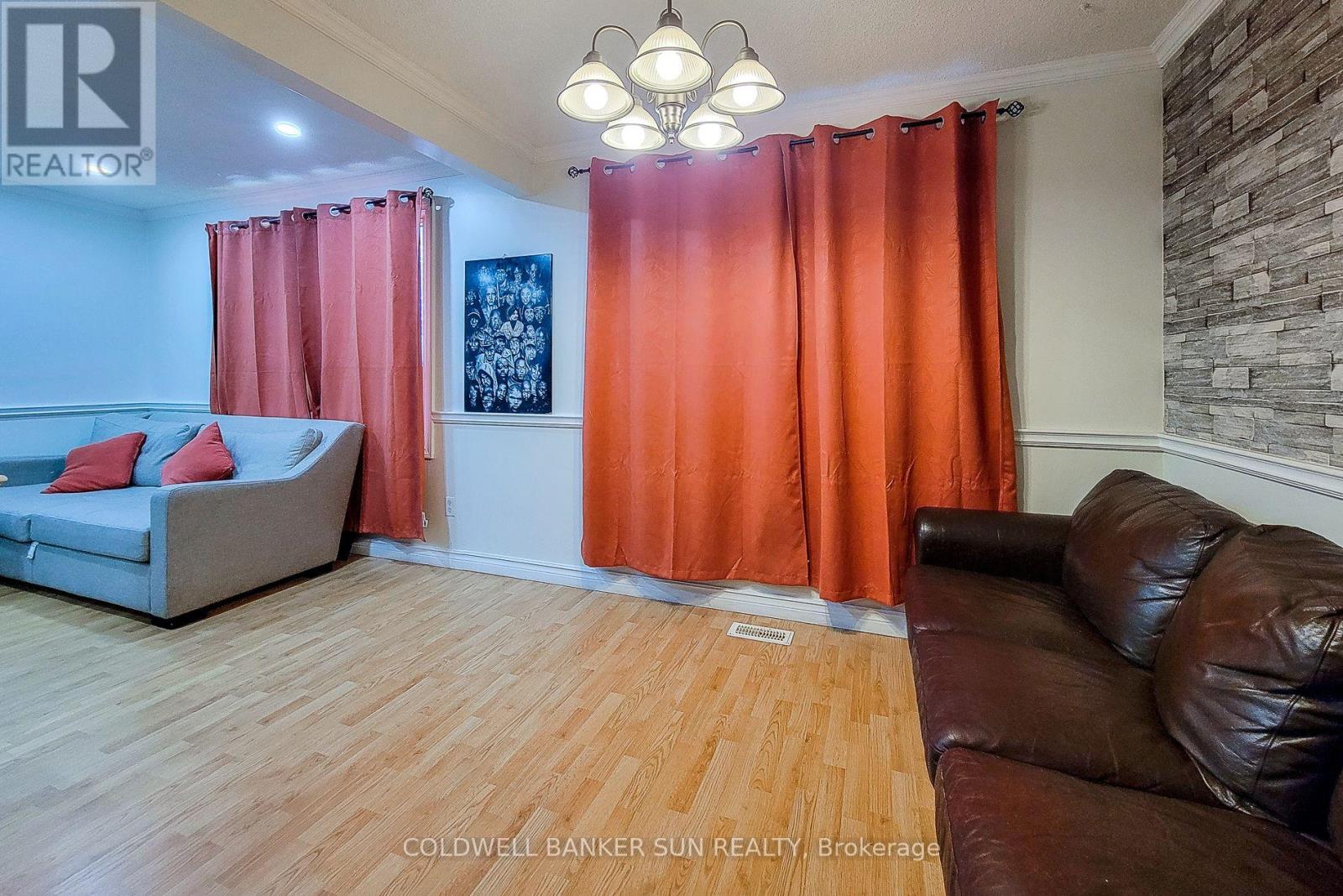 566 Greenhill Avenue, Hamilton, Ontario  L8K 5E8 - Photo 10 - X12437500