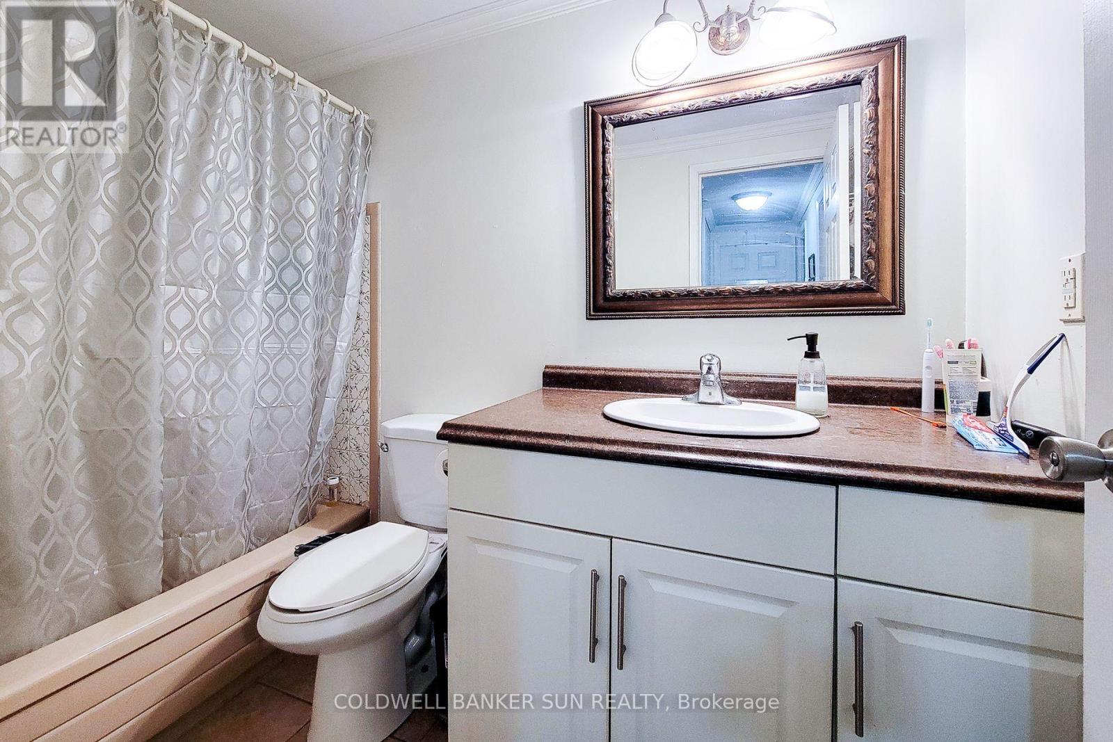 566 Greenhill Avenue, Hamilton, Ontario  L8K 5E8 - Photo 21 - X12437500