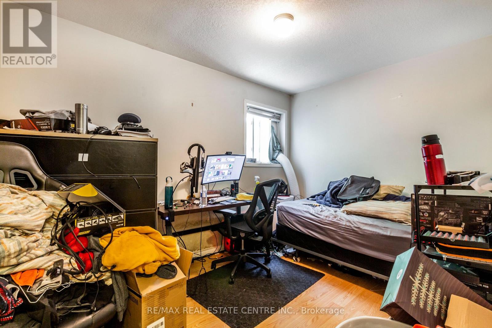 104 Oakwood Avenue, Cambridge, Ontario  N3H 4J2 - Photo 14 - X12437524