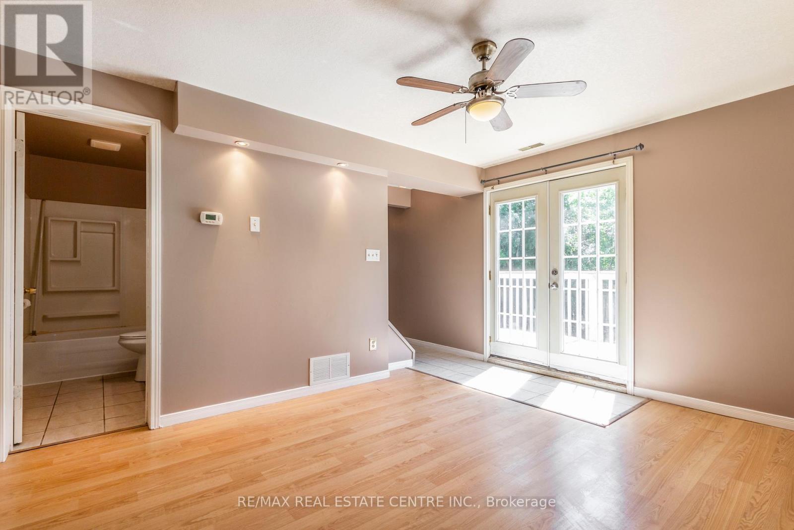 104 Oakwood Avenue, Cambridge, Ontario  N3H 4J2 - Photo 32 - X12437524