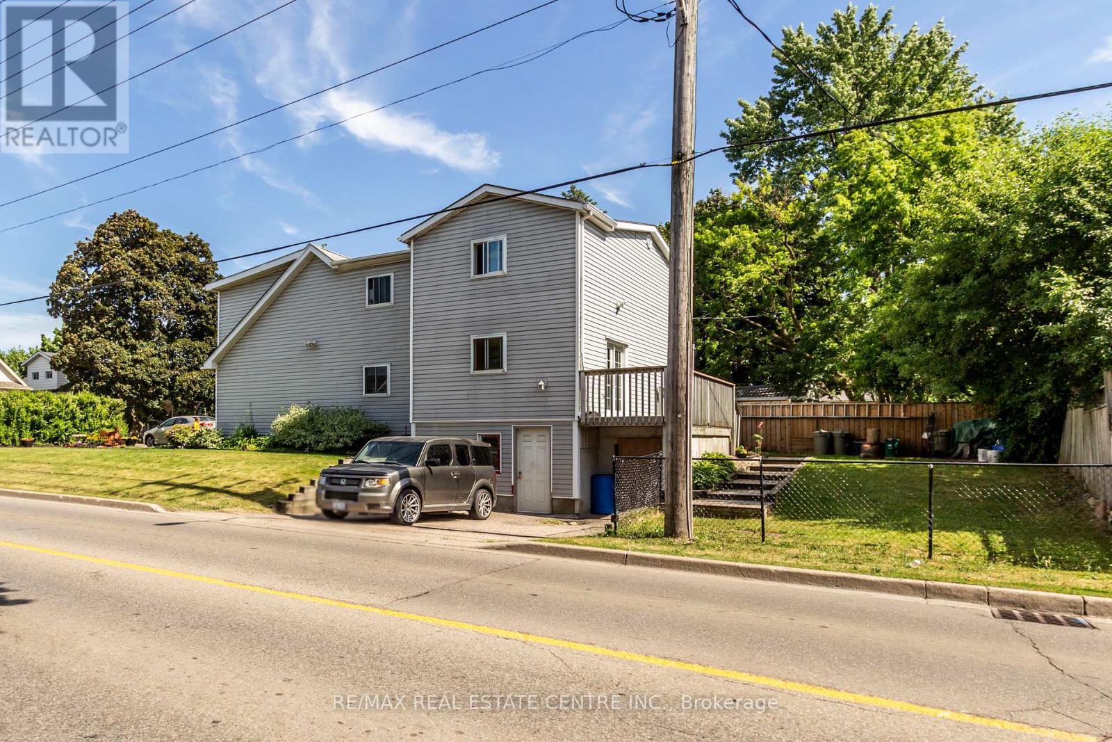 104 Oakwood Avenue, Cambridge, Ontario  N3H 4J2 - Photo 48 - X12437524