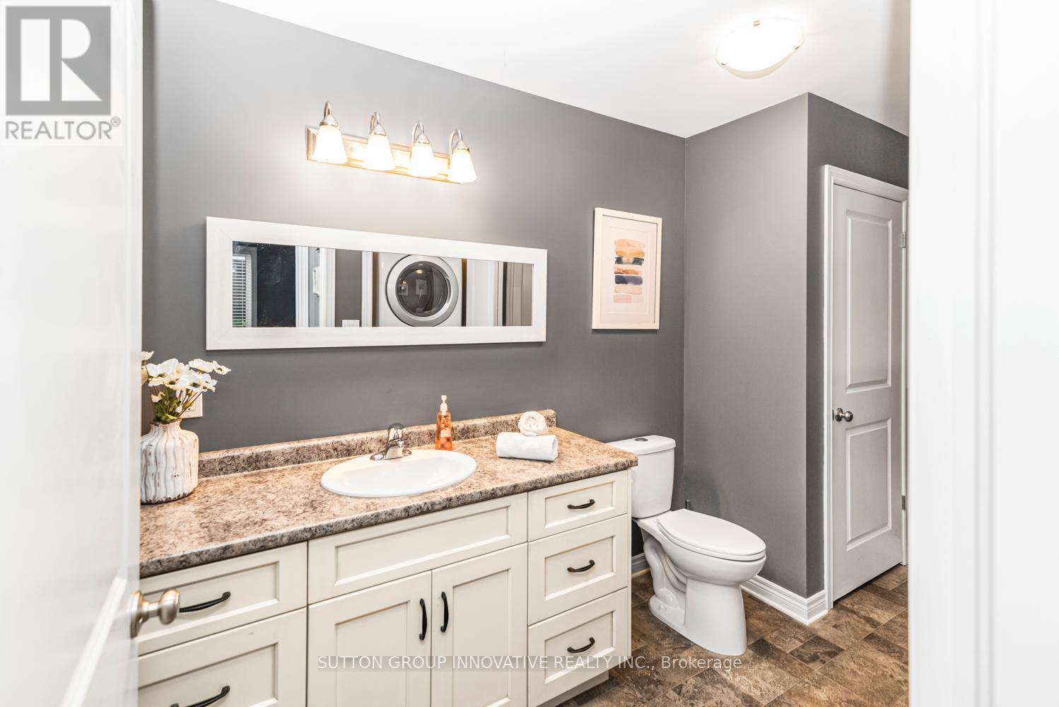 70 Postma Drive, Haldimand, Ontario  N1A 0B2 - Photo 19 - X12437527
