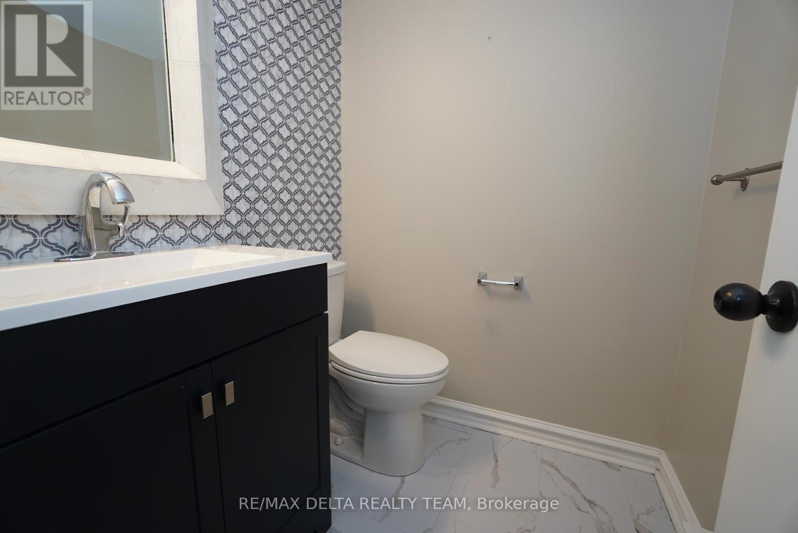 36a - 782 St Andre Drive, Ottawa, Ontario  K1C 4R7 - Photo 13 - X12437646