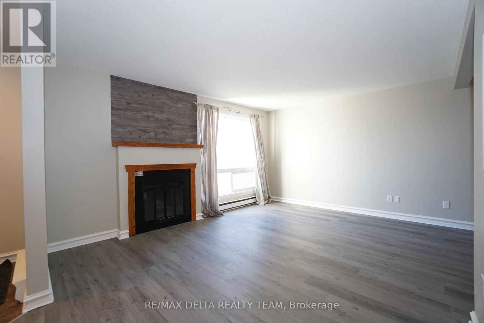 36a - 782 St Andre Drive, Ottawa, Ontario  K1C 4R7 - Photo 4 - X12437646