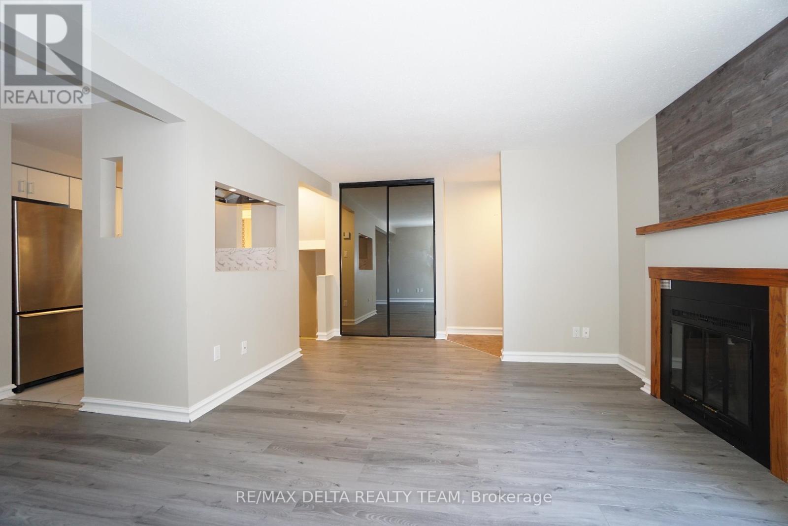 36a - 782 St Andre Drive, Ottawa, Ontario  K1C 4R7 - Photo 6 - X12437646