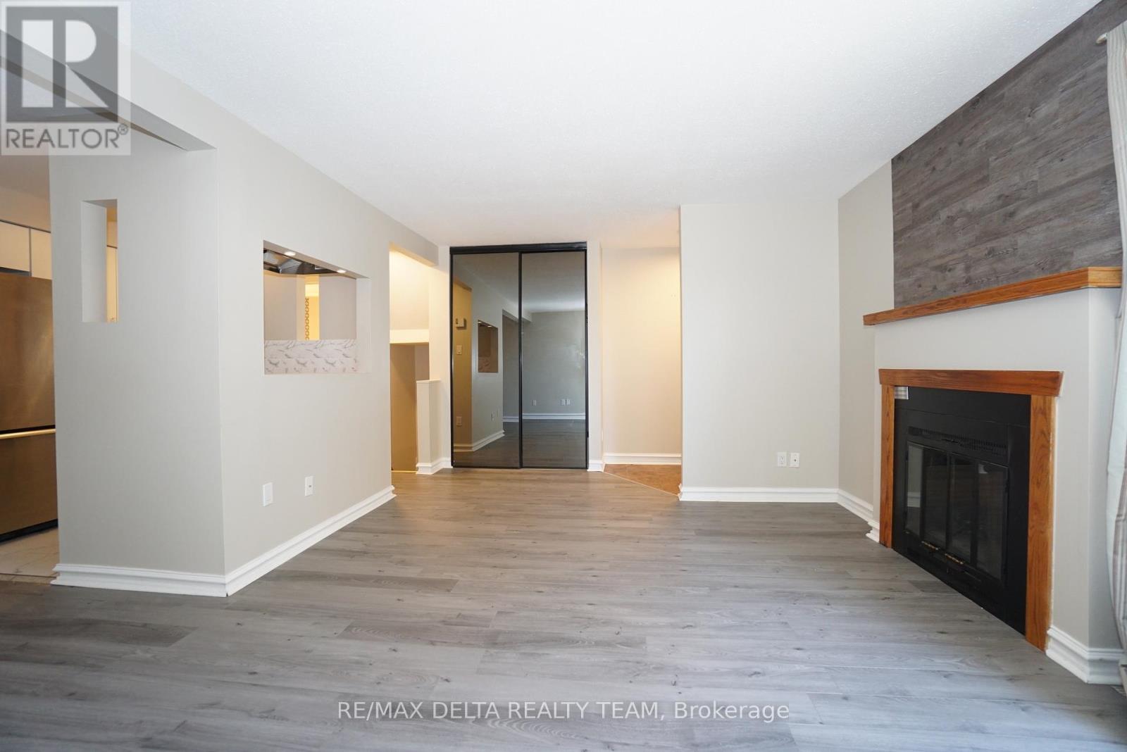 36a - 782 St Andre Drive, Ottawa, Ontario  K1C 4R7 - Photo 8 - X12437646
