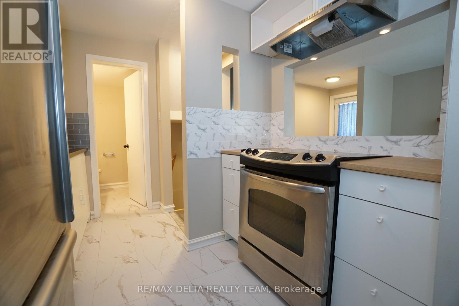36a - 782 St Andre Drive, Ottawa, Ontario  K1C 4R7 - Photo 9 - X12437646
