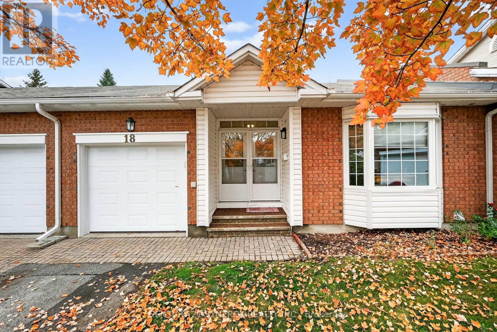 47 - 18 Oyster Bay Court, Ottawa, Ontario  K2S 1H3 - Photo 3 - X12437654