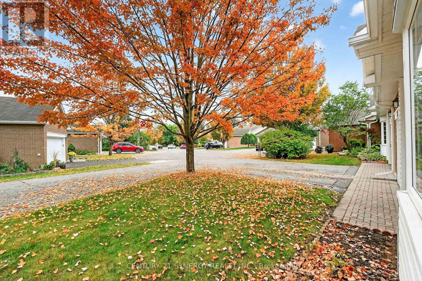 47 - 18 Oyster Bay Court, Ottawa, Ontario  K2S 1H3 - Photo 4 - X12437654
