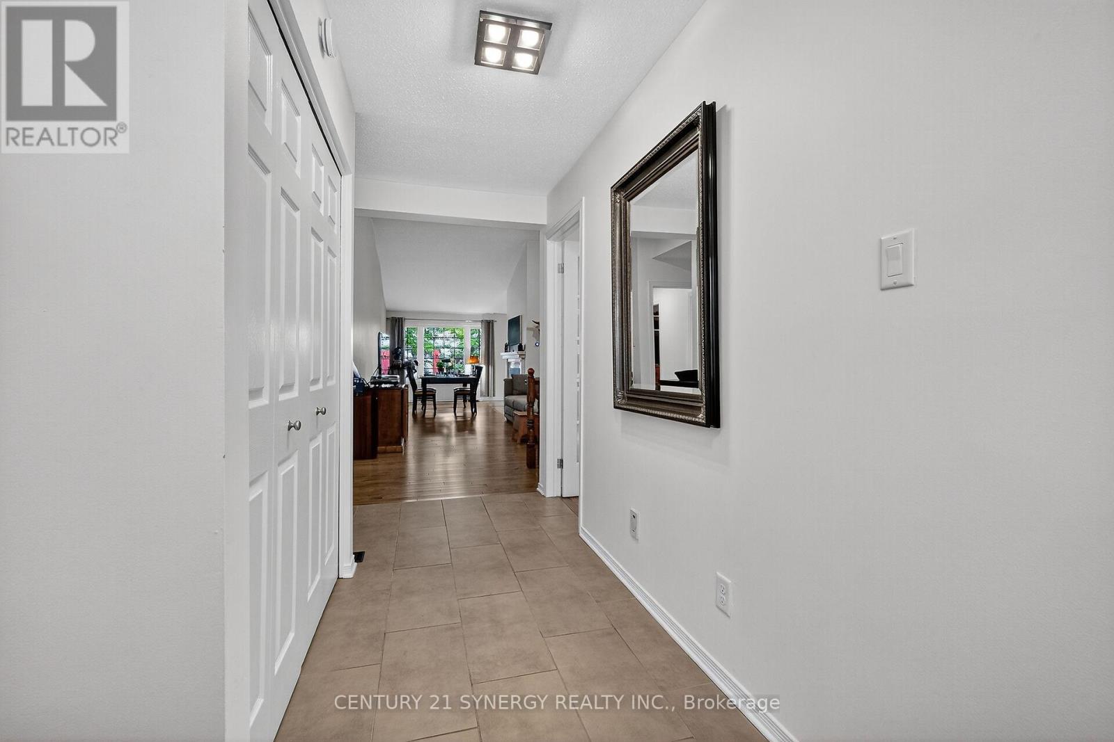 47 - 18 Oyster Bay Court, Ottawa, Ontario  K2S 1H3 - Photo 6 - X12437654