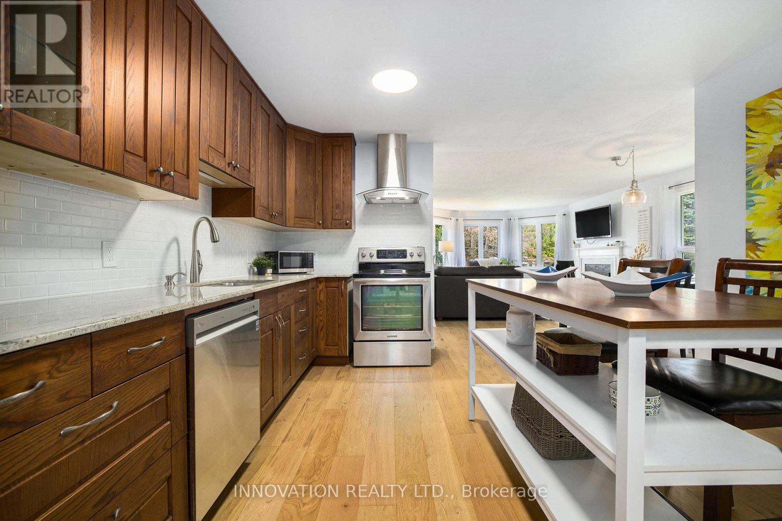 5702 Ferdinand Street, Ottawa, Ontario  K0A 2W0 - Photo 11 - X12437659