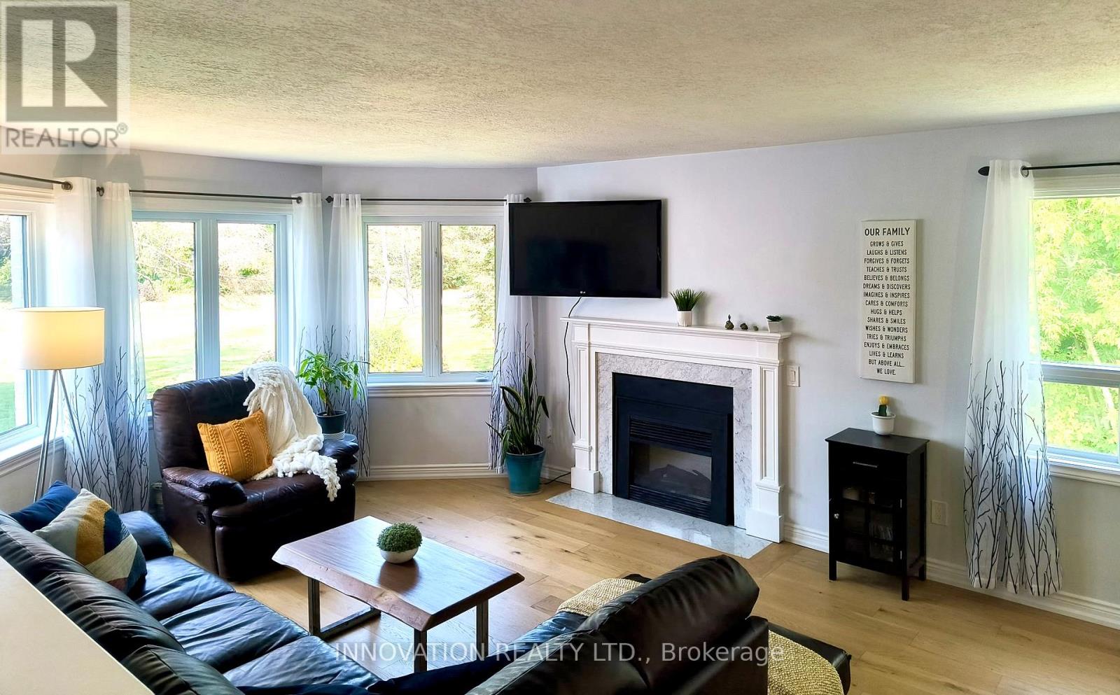 5702 Ferdinand Street, Ottawa, Ontario  K0A 2W0 - Photo 5 - X12437659