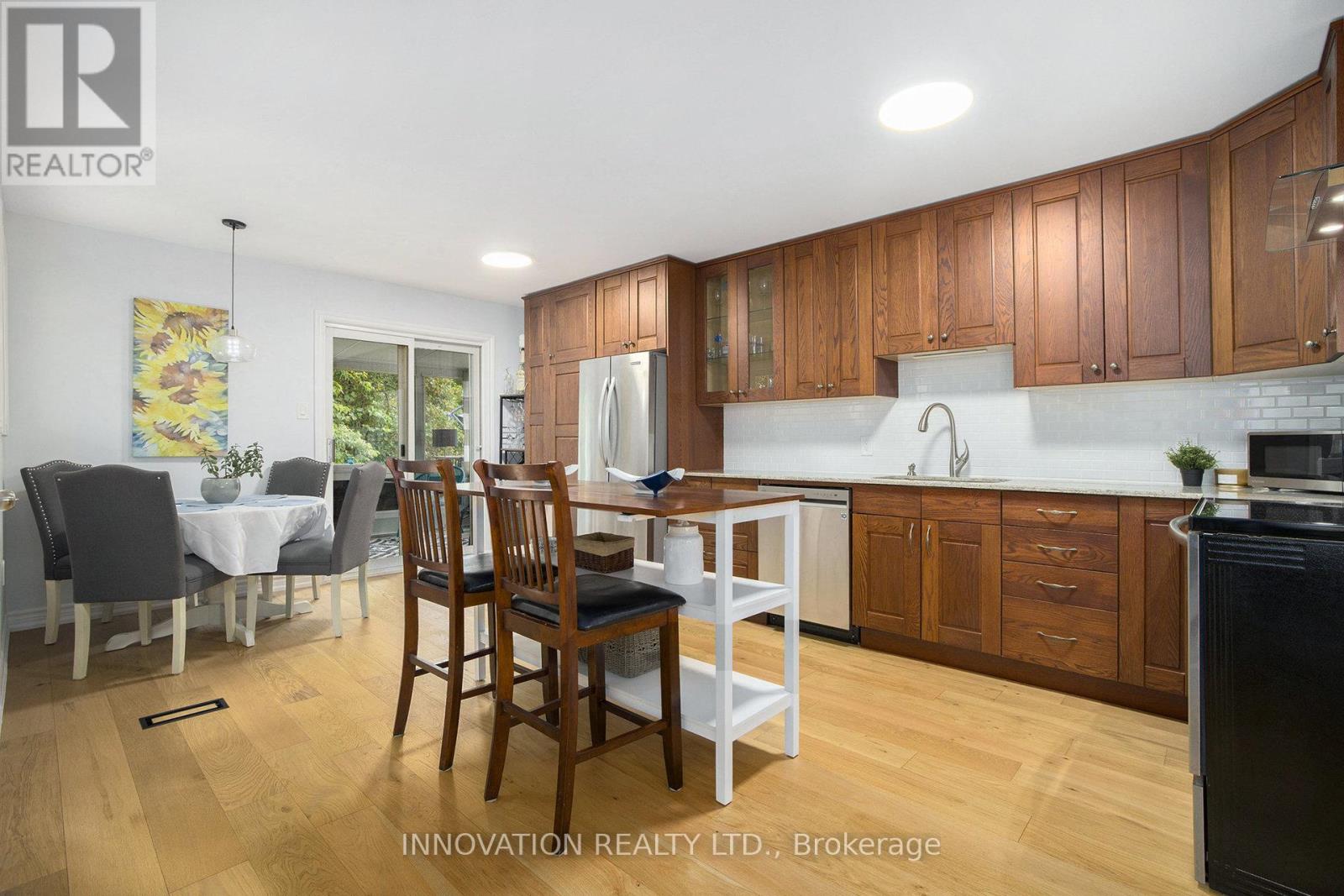 5702 Ferdinand Street, Ottawa, Ontario  K0A 2W0 - Photo 9 - X12437659