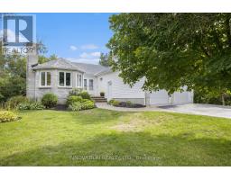 5702 FERDINAND STREET, Ottawa, Ontario
