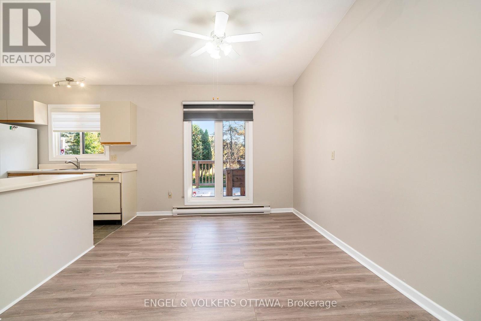 258 Herrick Drive, Rr#1, Arnprior Drive, Ottawa, Ontario  K7S 3G7 - Photo 11 - X12437742