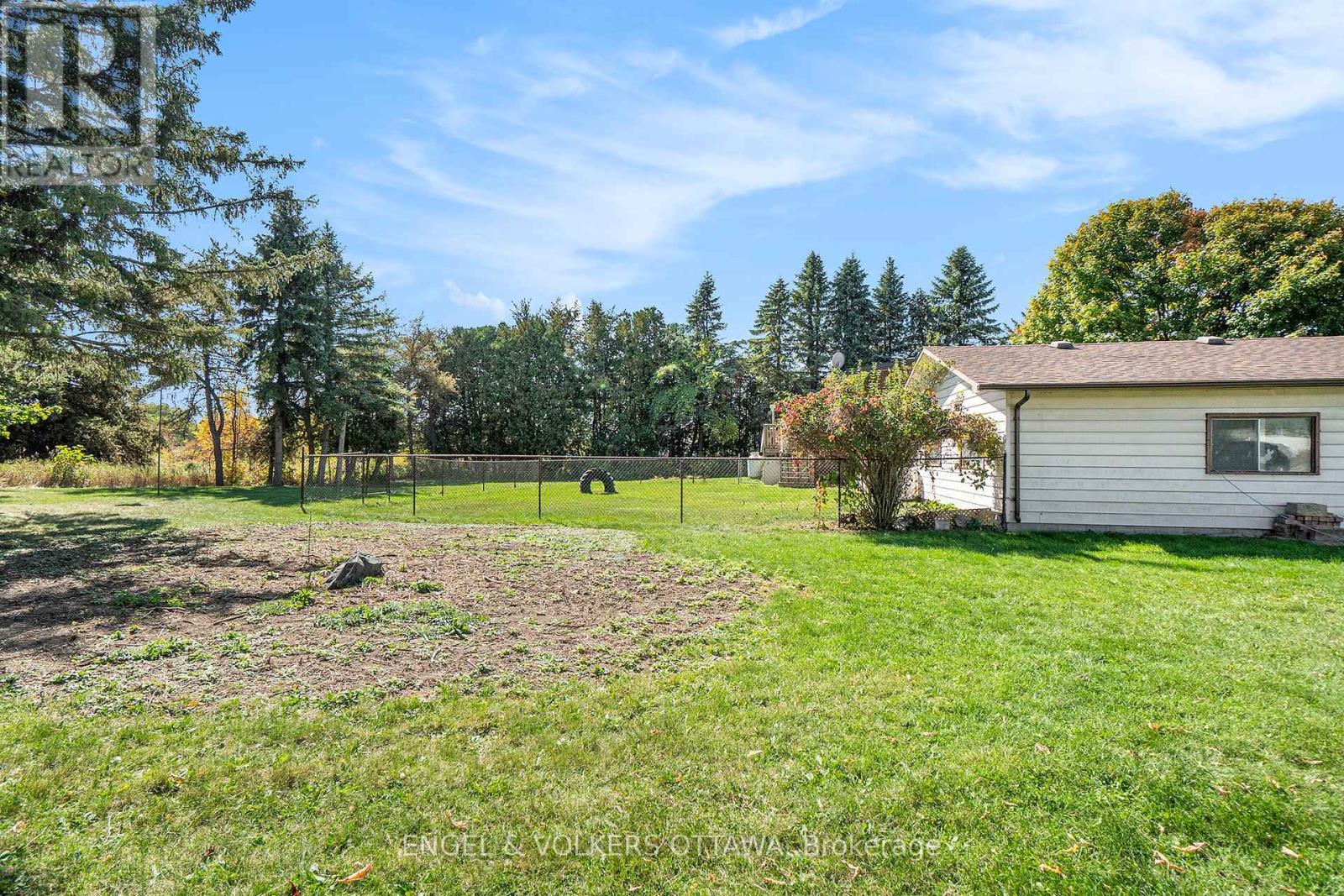 258 Herrick Drive, Rr#1, Arnprior Drive, Ottawa, Ontario  K7S 3G7 - Photo 44 - X12437742