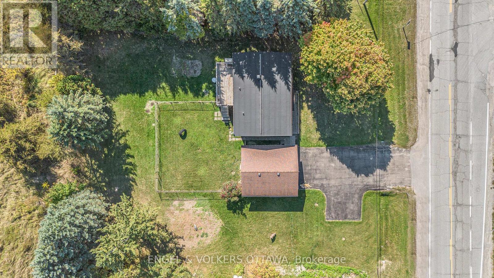 258 Herrick Drive, Rr#1, Arnprior Drive, Ottawa, Ontario  K7S 3G7 - Photo 48 - X12437742