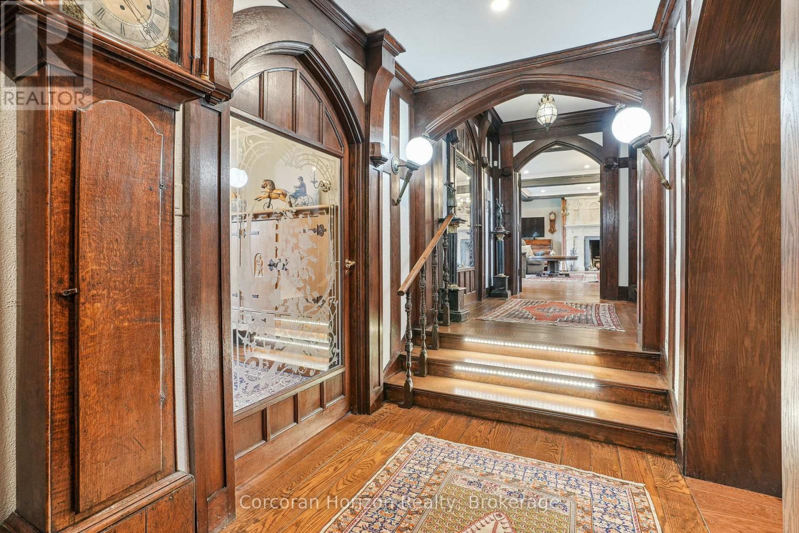 353 Sulphur Springs Road, Hamilton, Ontario  L9G 4T7 - Photo 10 - X12437642