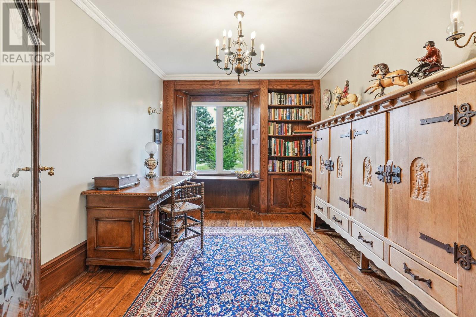 353 Sulphur Springs Road, Hamilton, Ontario  L9G 4T7 - Photo 11 - X12437642