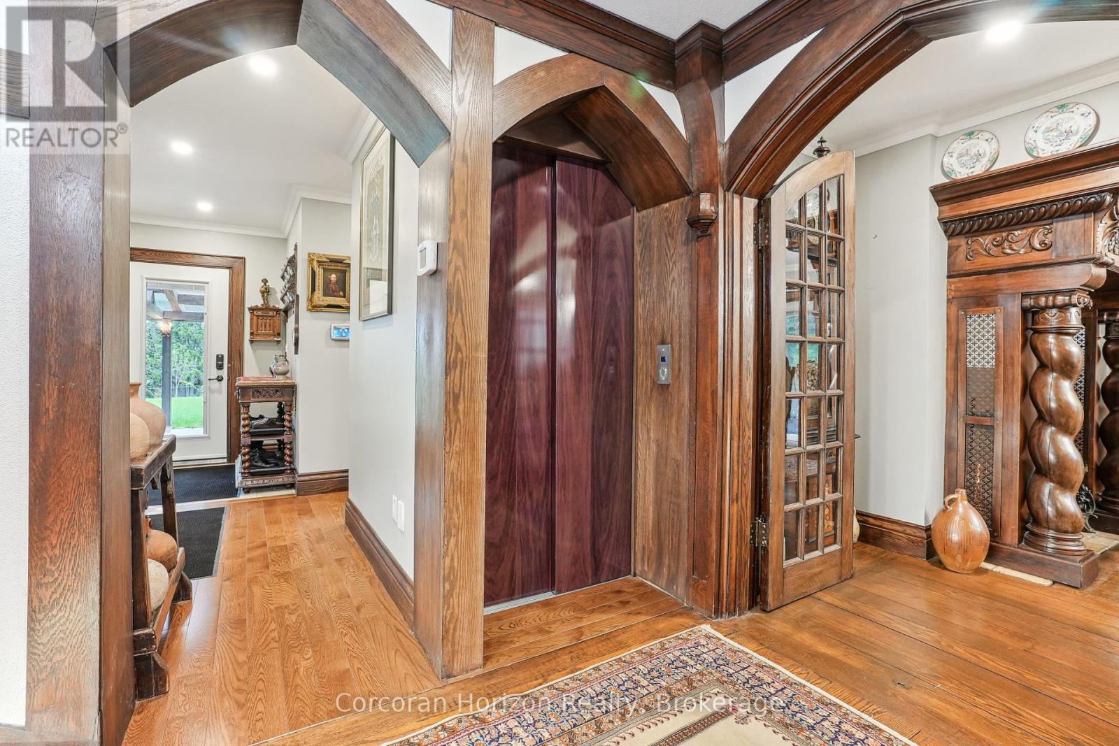 353 Sulphur Springs Road, Hamilton, Ontario  L9G 4T7 - Photo 12 - X12437642