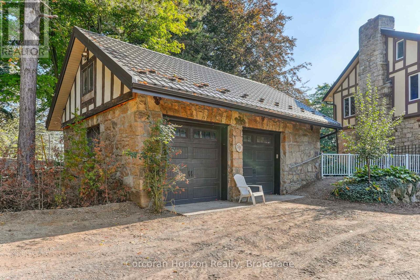 353 Sulphur Springs Road, Hamilton, Ontario  L9G 4T7 - Photo 44 - X12437642